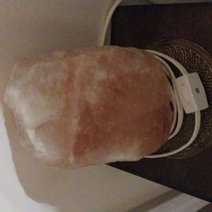 Himalayan Salt lamp